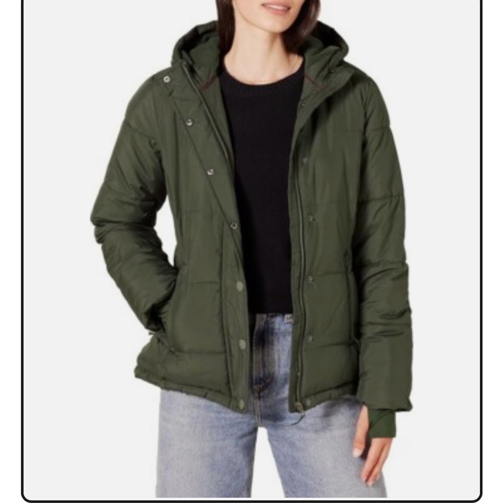 Amazon Essentials Women's Heavyweight Puffer Coat… - image 8